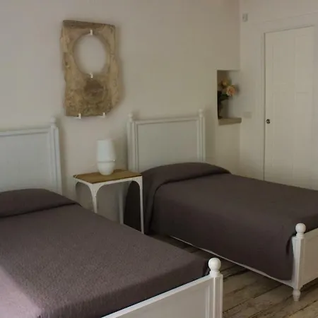 Guest house La Puglia Di Claudia 3*